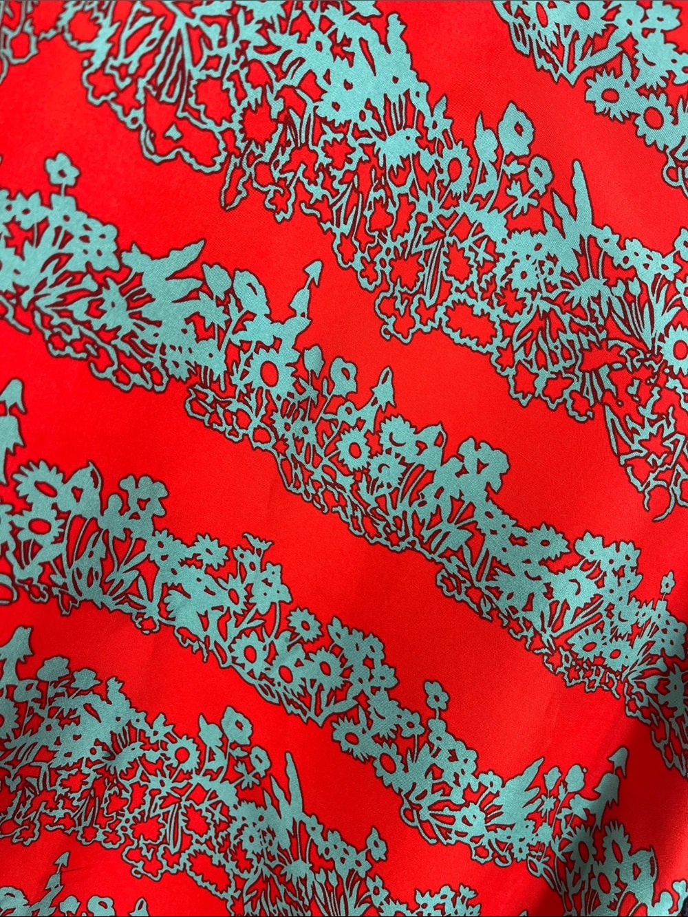 Veronica Beard 100% Silk Tank Red Teal Floral V-Neck Navy Lace-Trim Size Large - Picture 4 of 8